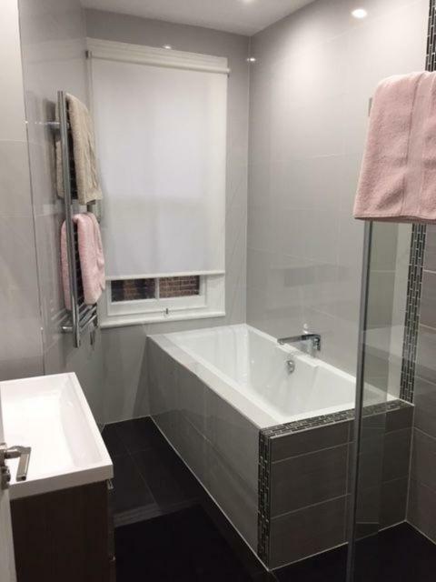 شقة Stunning 2 Bed Flat Shepherds Bush لندن المظهر الخارجي الصورة